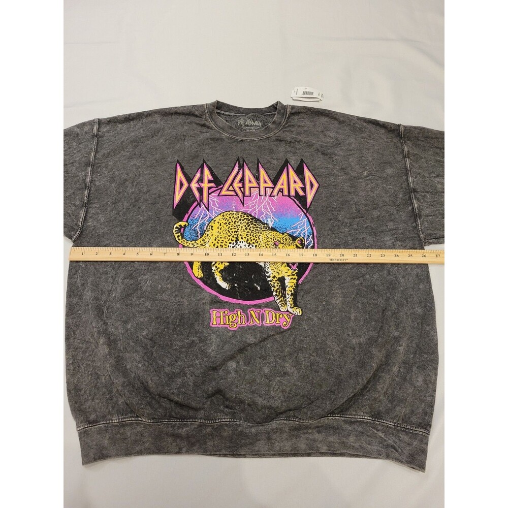 NWT Def Leppard Crew Neck Sweatshirt Womens XL High N Dry Black Mineral Wash - Picture 4 of 10